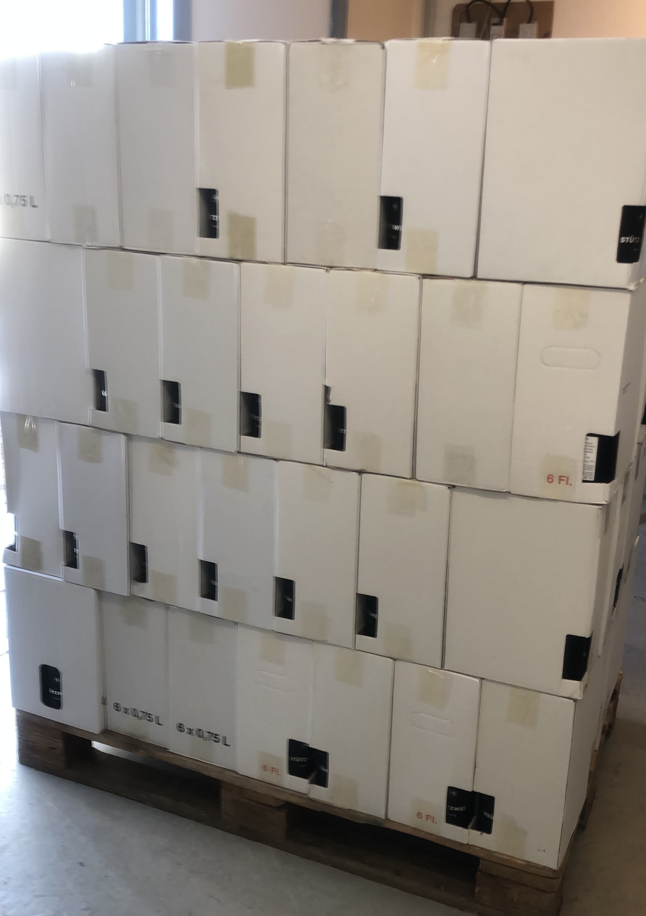 Stützwein Geschenkboxen